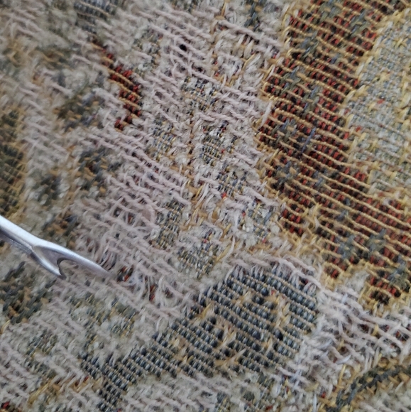 Sage Green Floral Pattern Woven Table Runner - Picture 7 of 8